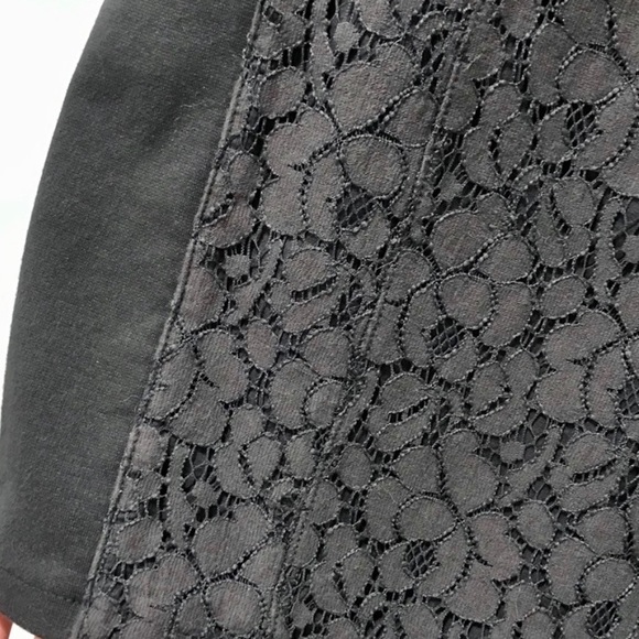 AMERICAN EAGLE GRAY LACE BODYCON DRESS SIZE 6 - Picture 5 of 7